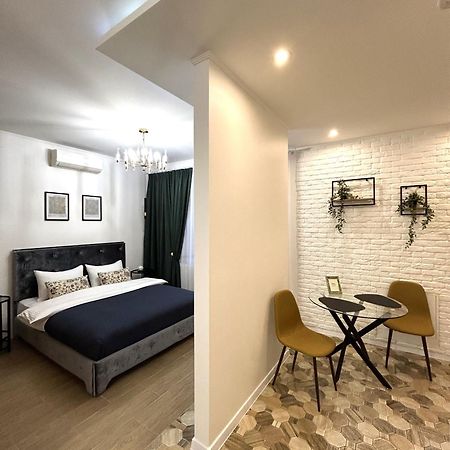 Modern Apartment, 100M To Opera Lviv Exterior foto