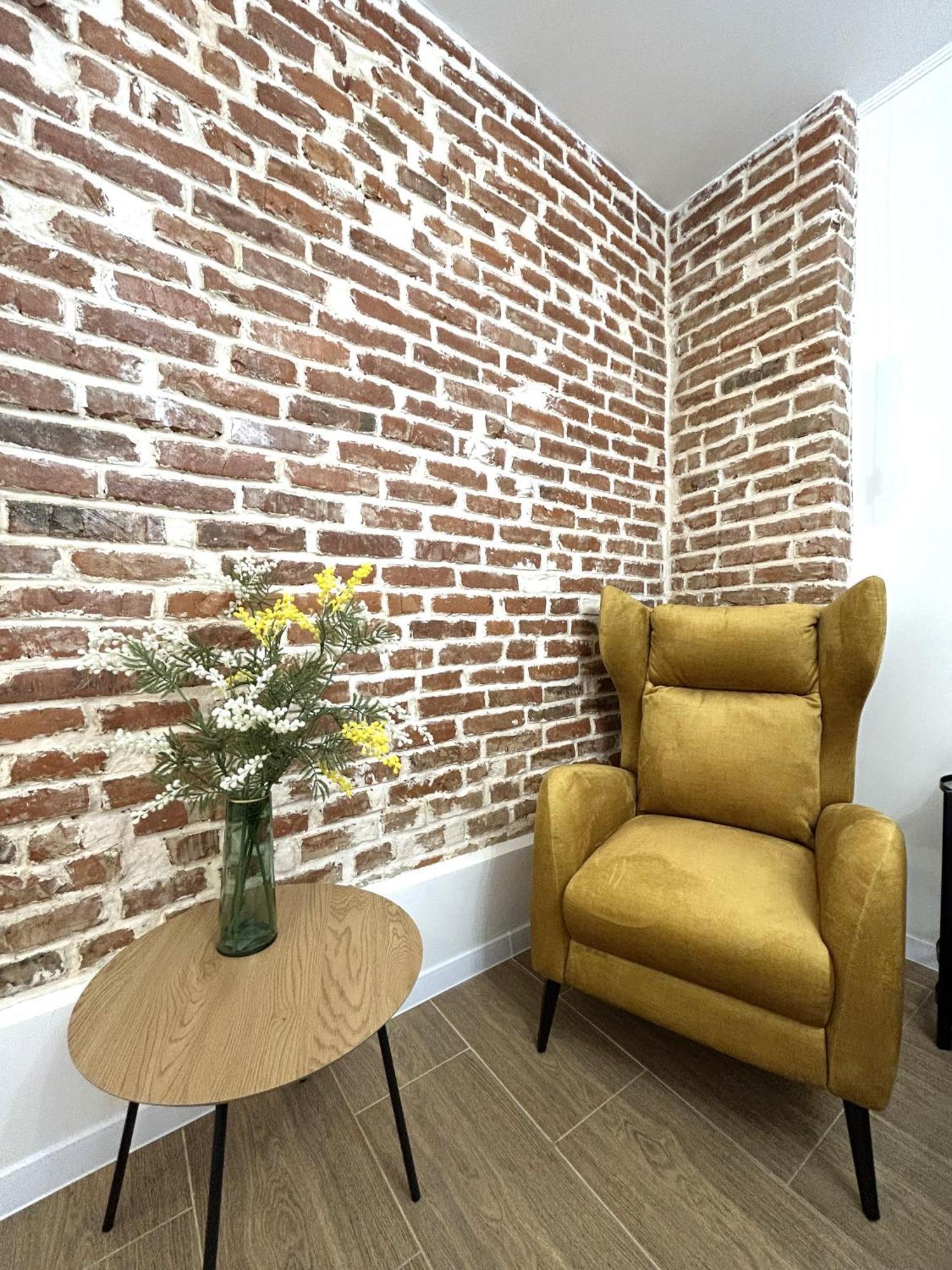 Modern Apartment, 100M To Opera Lviv Exterior foto
